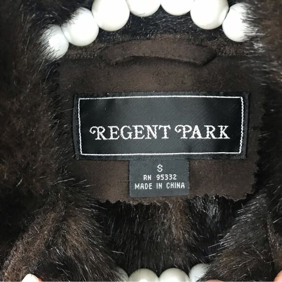 Vintage Regent Park Faux Suede Faux Fur Brown Embroidered Vest Size S - Picture 13 of 14